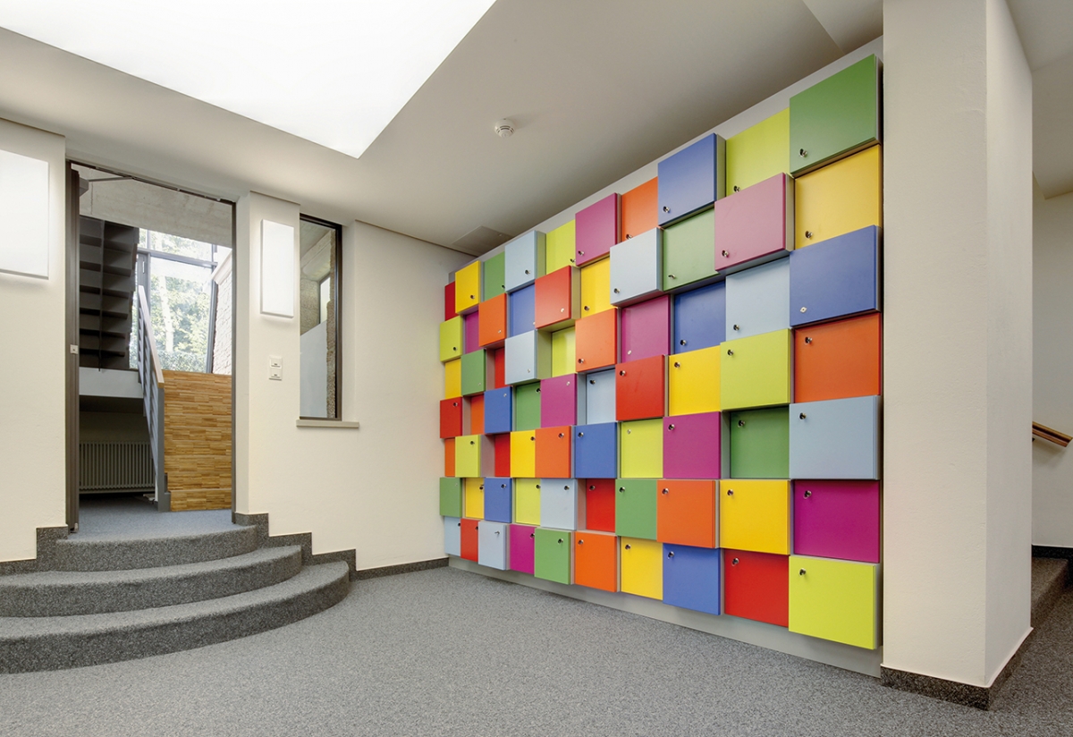 Aktuelle Referenzen Helten Einrichtungen -